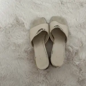Chaussure d’été pour femme 