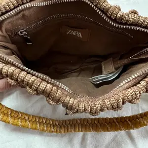 Bolsa de Mão em Tricô