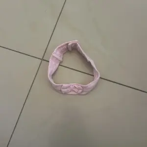 Serre tête pour bébé fille 