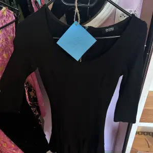 Mini Robe noire pour soirée 