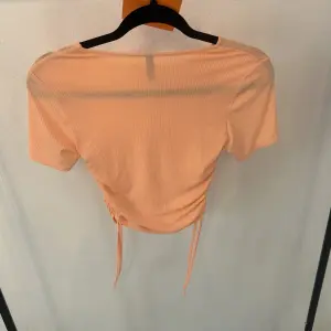 Haut pour femme en très bon état 