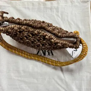 Bolsa de Mão em Tricô