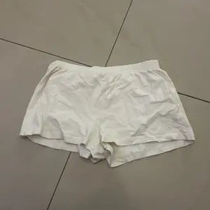 Short pour femme 