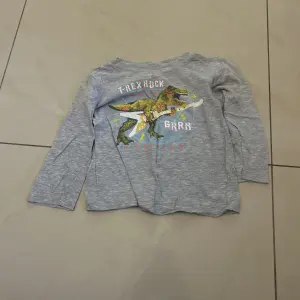 T-shirt à manche longue pour garçon 