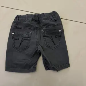 Short pour garçon 